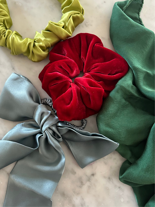 4 Piece Surprise Silk Bundle (Accessories!)