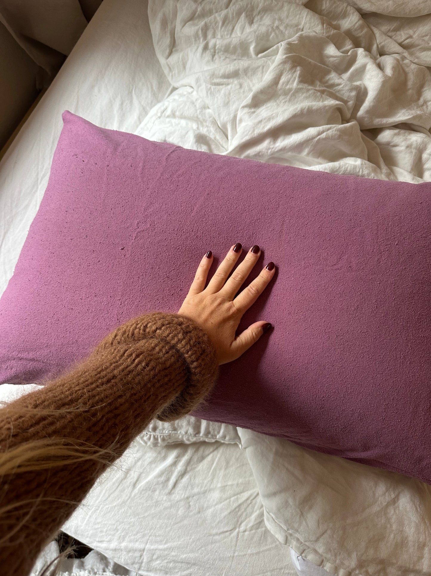 Raw Silk Queen Pillow Case Set in Earthy Lilac