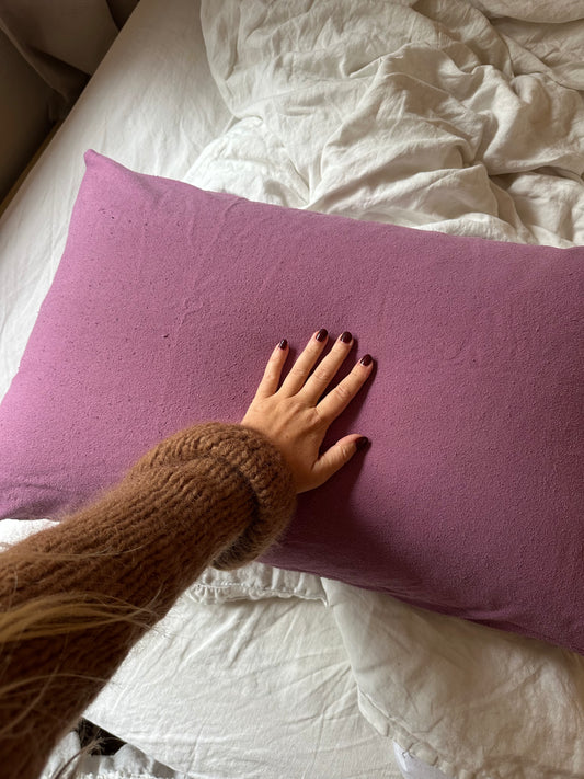 Raw Silk Queen Pillow Case Set in Earthy Lilac