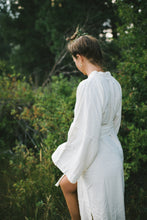 Load image into Gallery viewer, Honeydove Raw Silk House Robe
