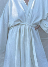 Load image into Gallery viewer, Honeydove Raw Silk House Robe
